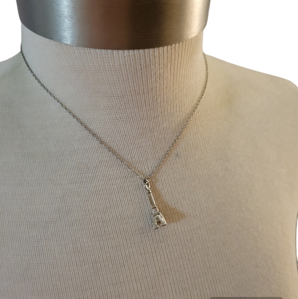 Eiffel Tower Pendant Necklace Silvertone